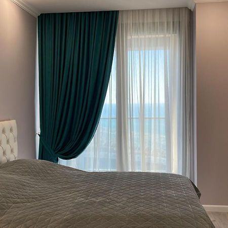 Balmaral Apart Hotel Batumi Ngoại thất bức ảnh