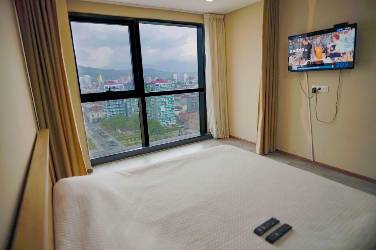 Balmaral Apart Hotel Batumi Ngoại thất bức ảnh