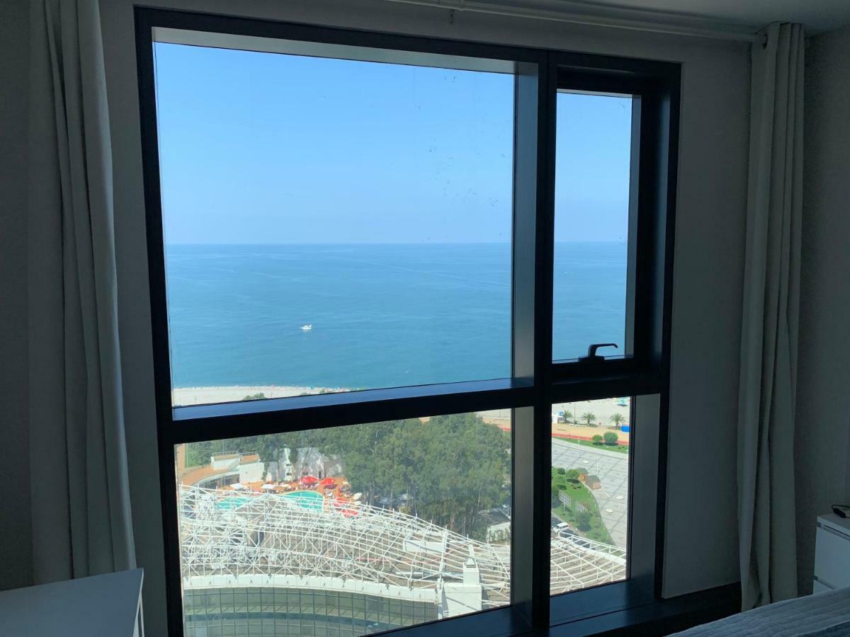 Balmaral Apart Hotel Batumi Ngoại thất bức ảnh